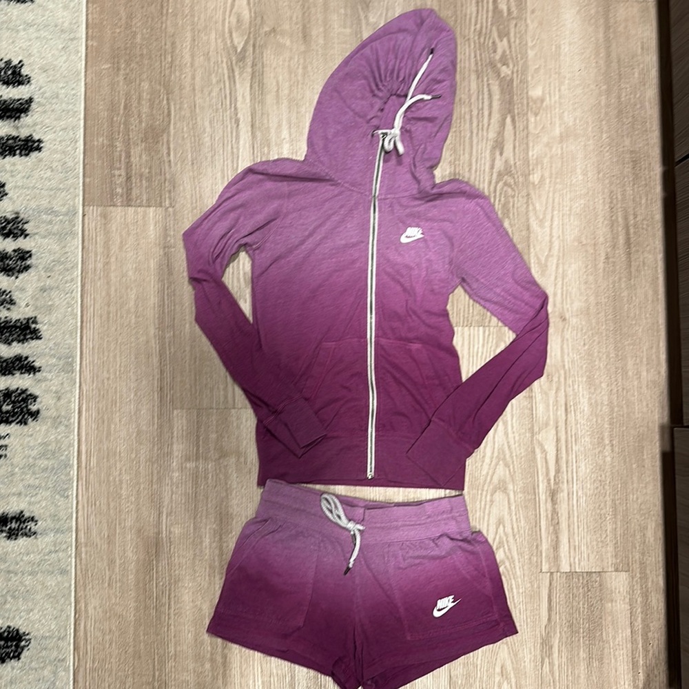Nike Short & Zip Hoodie Set